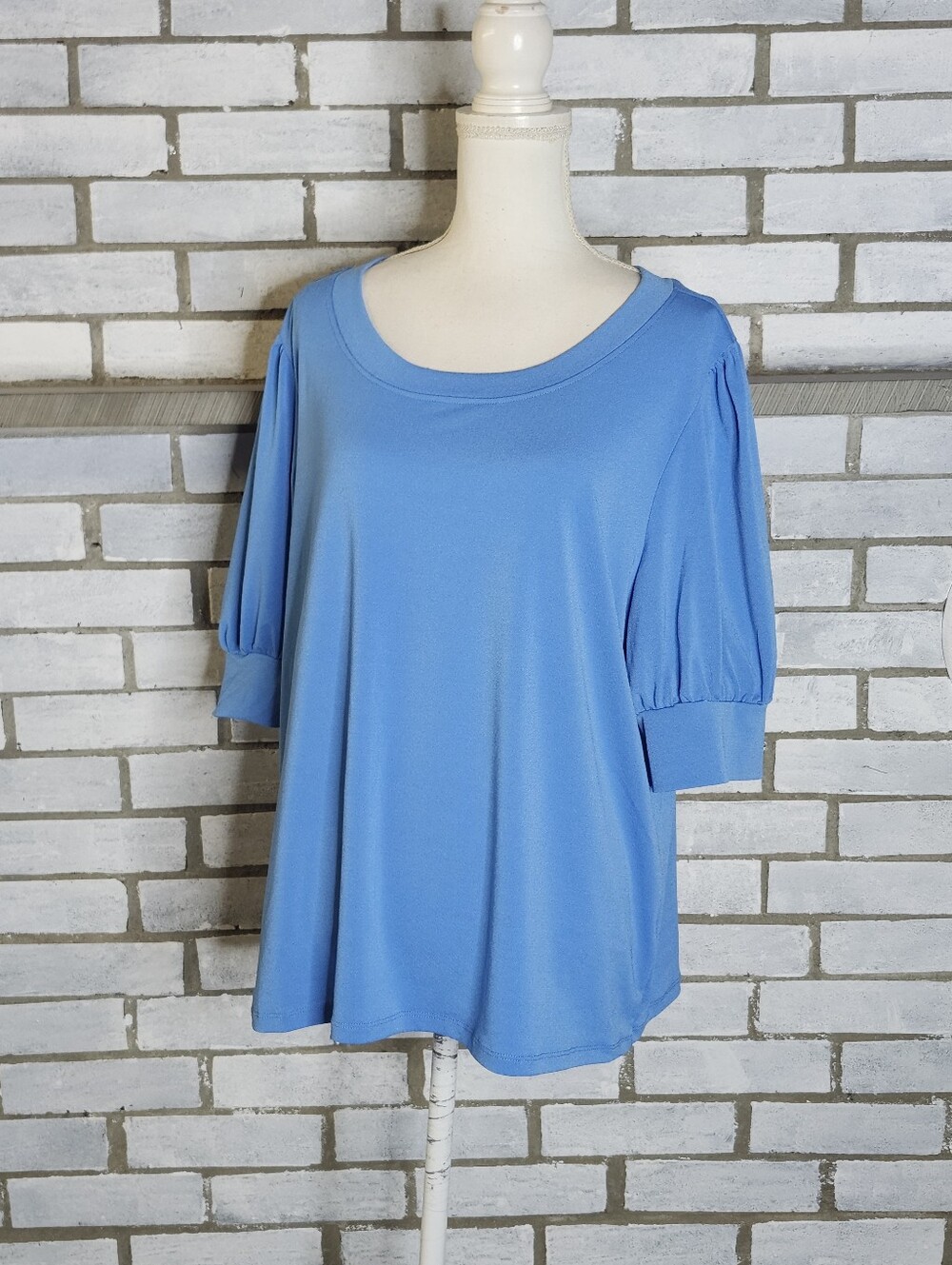 • NY Collection Woman Plus Size 3X Blue Puff Sleeve Scoop Neck Blouse Knit Top